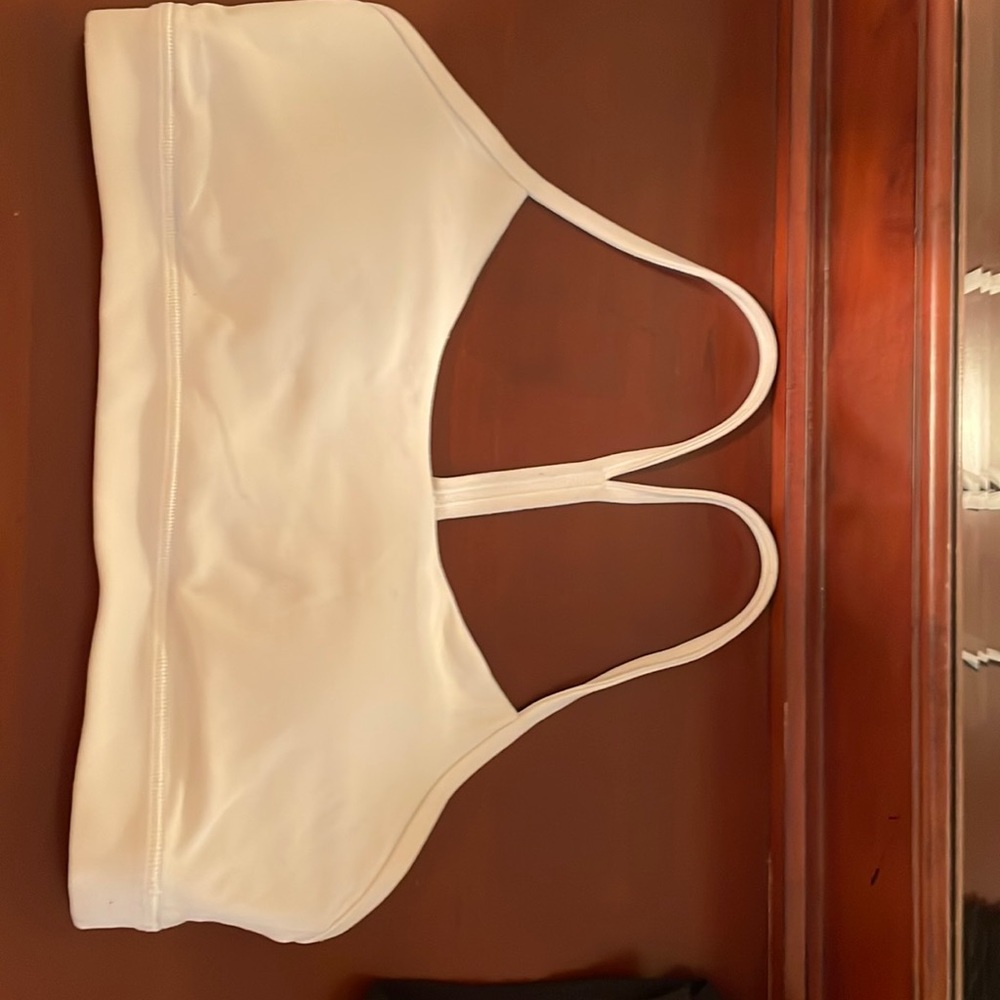 Lululemon lightweight sports bra
